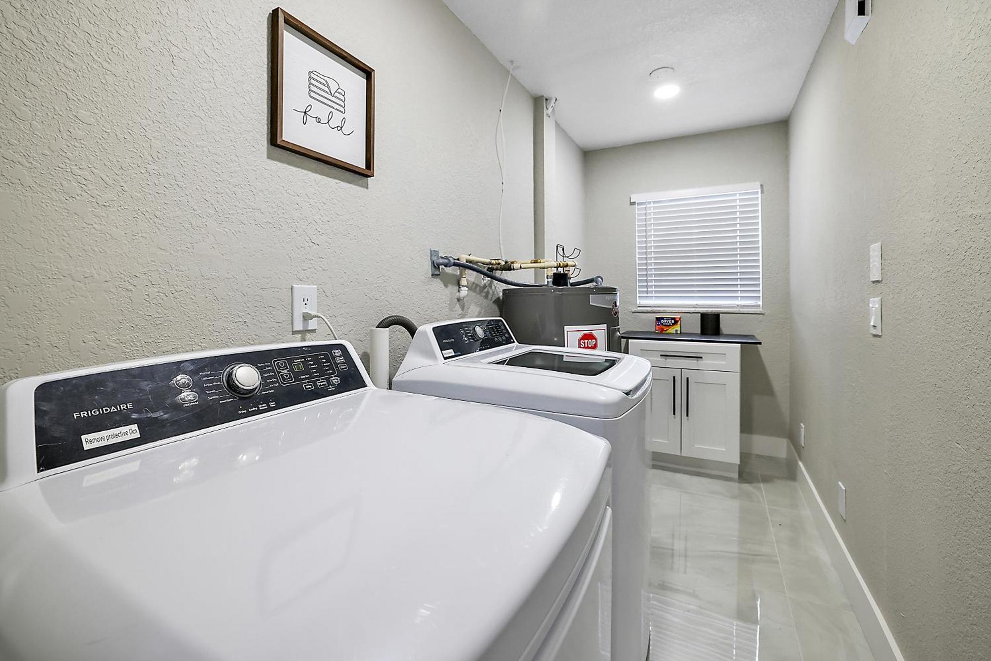 Heated Pool-hottub-selfie Wall-game Room-playset Tampa