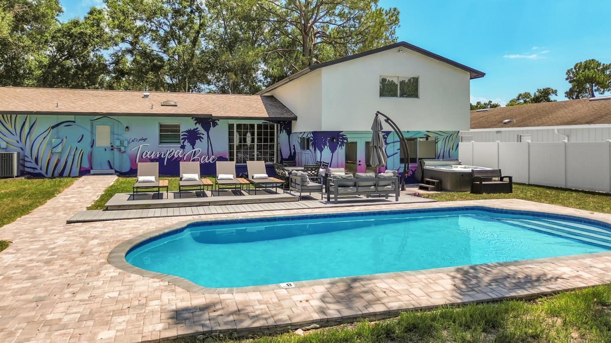Heated Pool-hottub-selfie Wall-game Room-playset *
