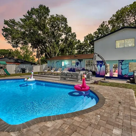 Heated Pool-Hottub-Selfie Wall-Game Room-Playset Tampa Exterior photo